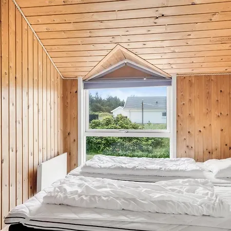 Luzy - 600m From The Sea By Interhome 度假居